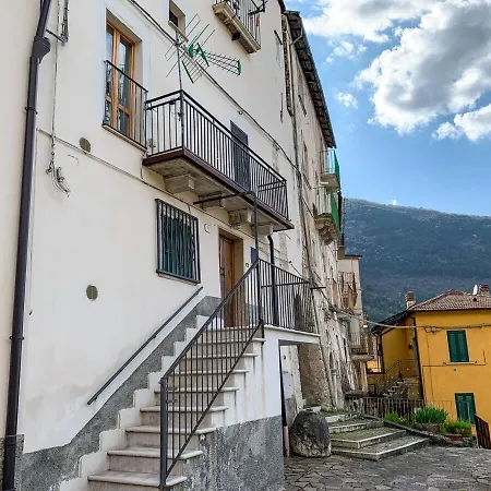 La Sosta Nel Borgo Pettorano sul Gizio